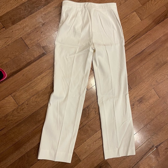 🌞J.Crew Chinos in khaki 🤍 - Picture 4 of 8